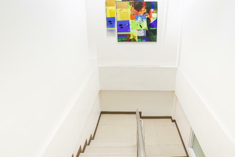 Hotel Merlo Makati City Bagian luar foto